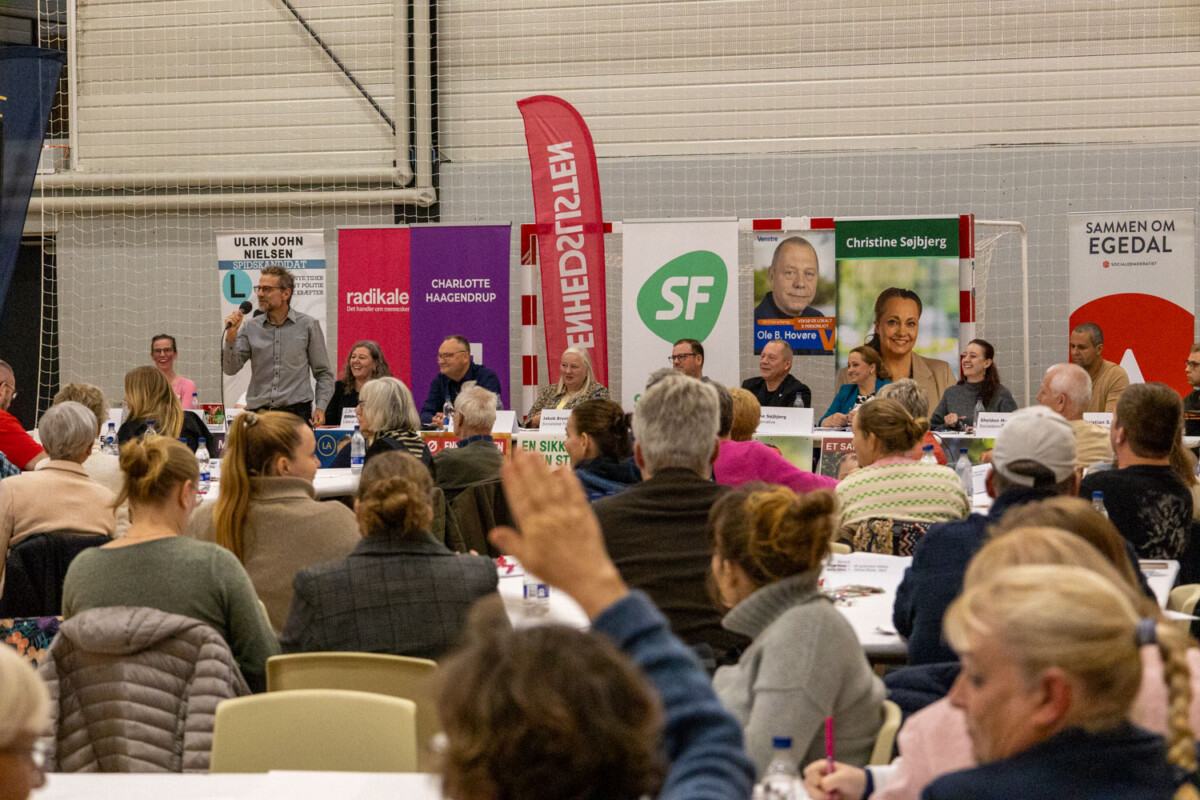 Vælgermøde i Veksø 28. oktober 2025. Foto: Rasmus Udsholt