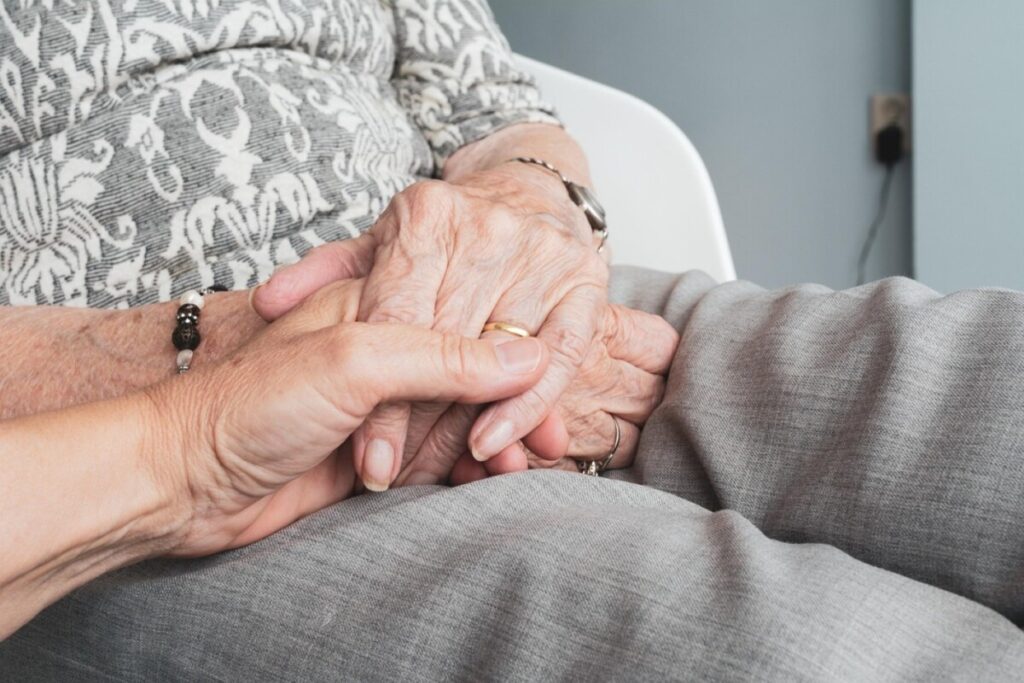 Ældre / plejehjem Foto: Sabine van Erp / Pixabay