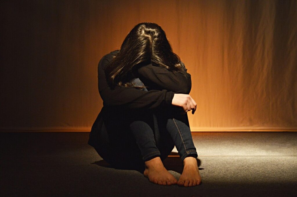 Trist Desperat Kvinde Foto: Marcello Migliosi / Pixabay