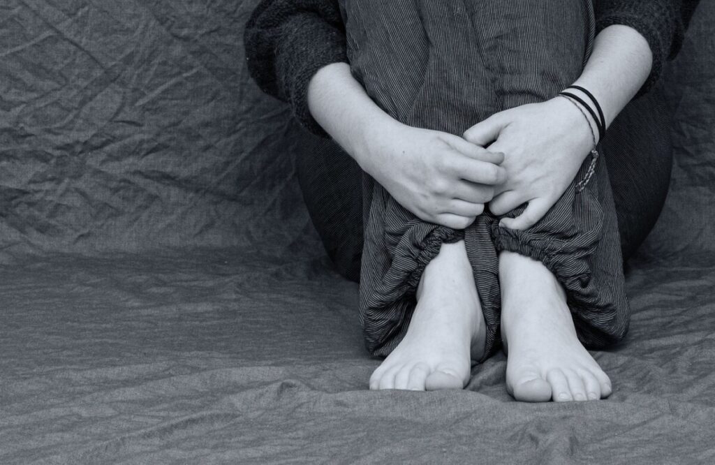 trist pige barn ung. Foto: Anemone123 / Pixabay