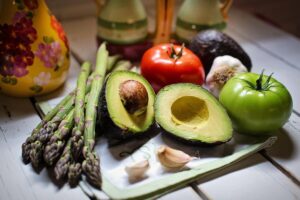 Grøntsager Sund mad Kur Avocado Asparges Tomat Foto: Jill Wellington / Pixabay