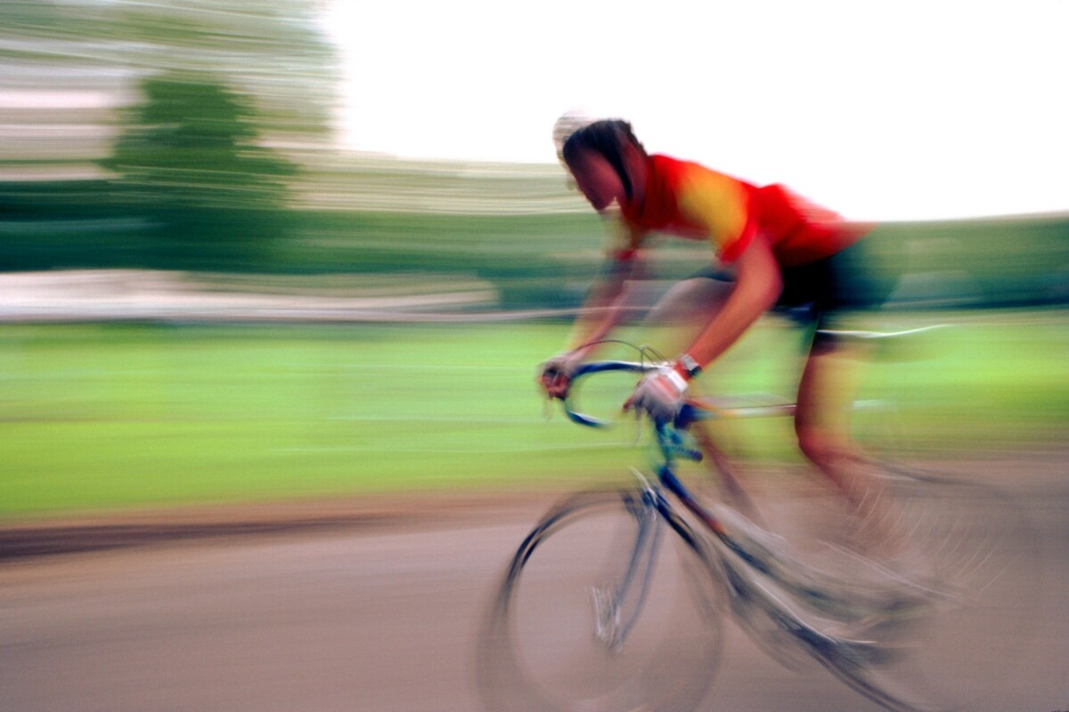 Cykelløb cyklist fart Foto: Jon Delorme / Pexels
