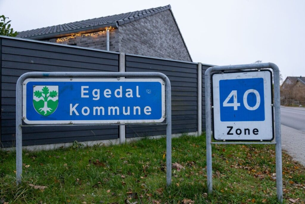 Egedal kommuneskilt på Smørumvej i Smørum (EgedalPosten) Foto: Rasmus Udsholt