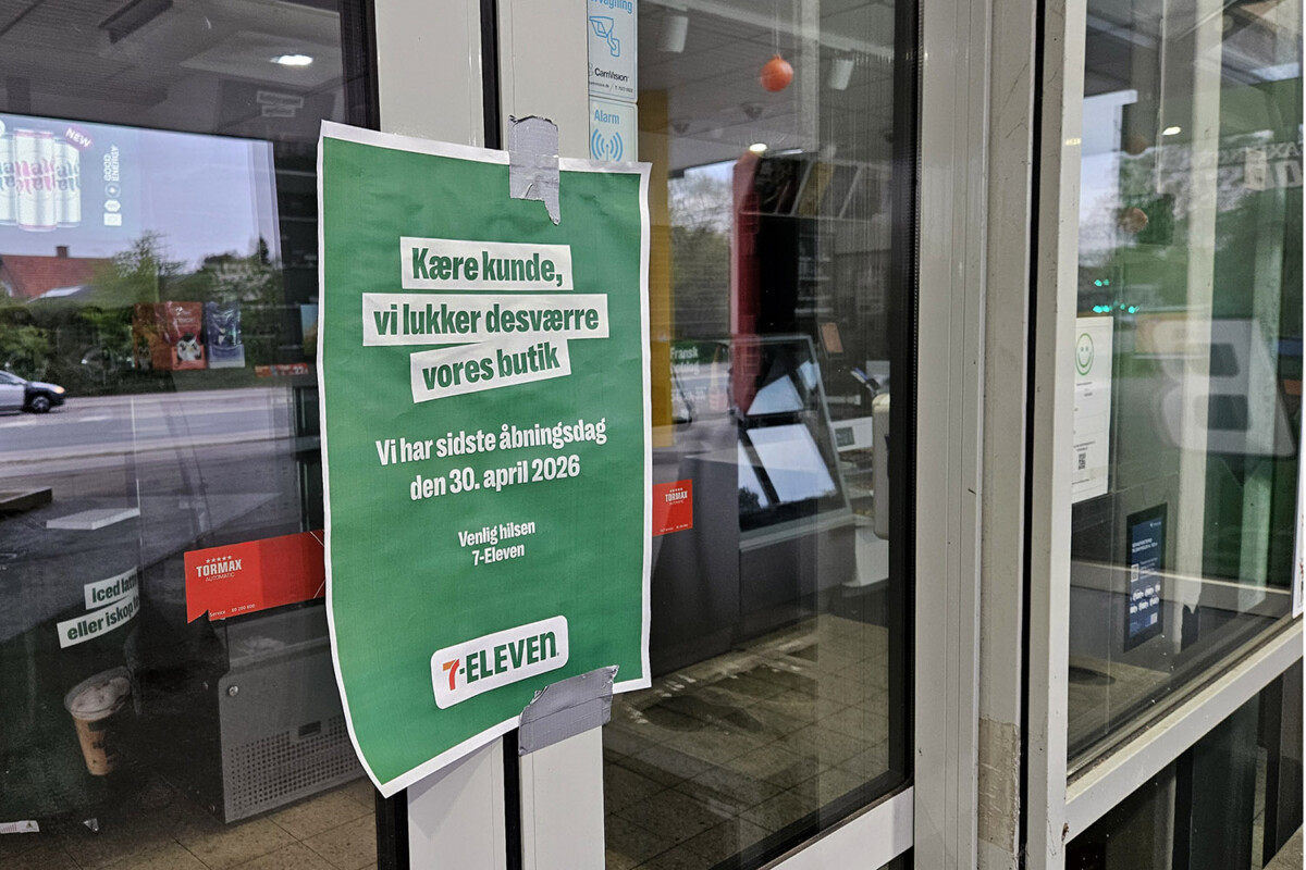 7-Eleven i Stenløse lukker - seddel på døren (EgedalPosten) Foto: Rasmus Udsholt
