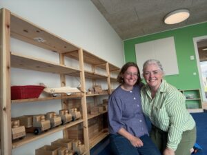 Camilla og Helene, pædagoger i daginstitutionen Børnedalen i Egedal. Foto: Børnedalen