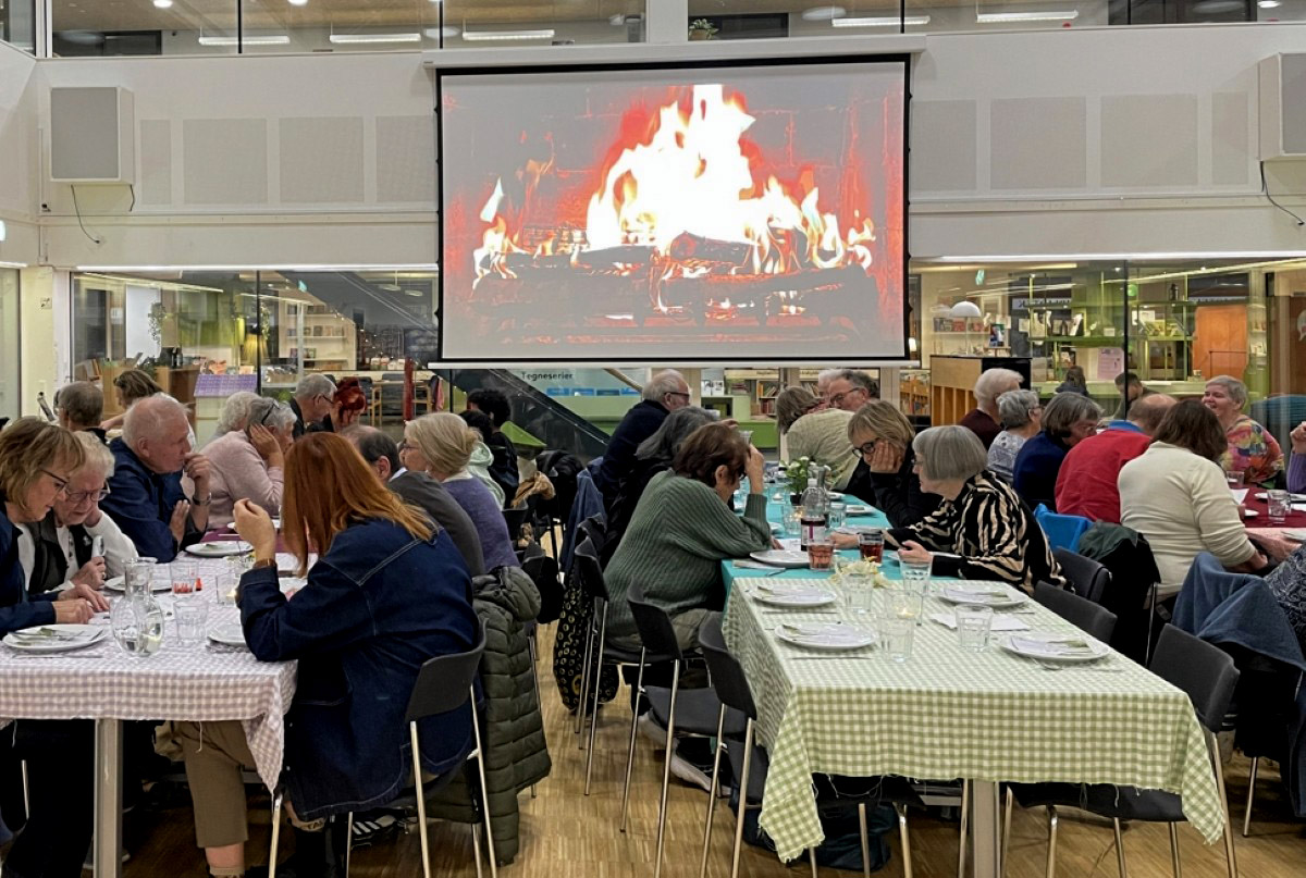 Fællesspisning SPIS SKAB SYNG Stenløse Kulturhus Foto: Egedal Bibliotekerne